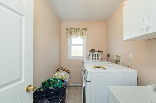 359 All Angels Hl Rd, New Hamburg NY  12590-4715 exterior