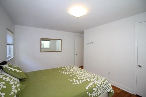 6108 Stanton Ave, Pittsburgh PA  15206-2266 exterior