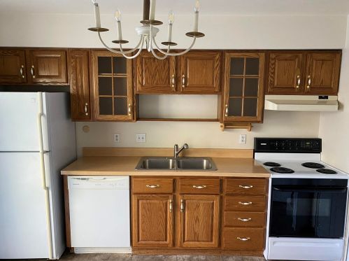 810 Berkley Cir, Mishawaka, IN 46544-4816