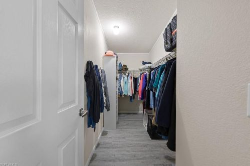 1052 Diamond Lake Cir, Naples FL 34114-9211 exterior