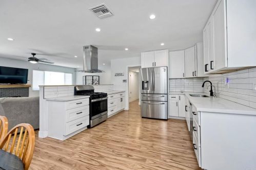 314 Moss St, Chula Vista CA  91911-2406 exterior