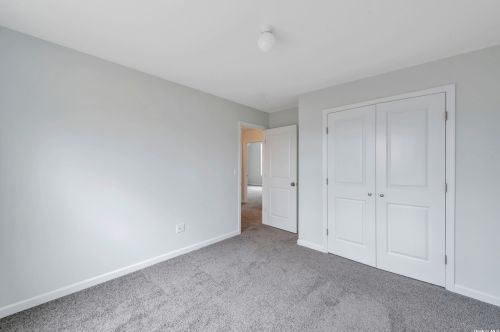 594 Canal Rd, Mount Sinai NY  11766-3307 exterior