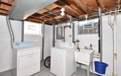 2933 48, Milwaukee WI 53216-4630 exterior