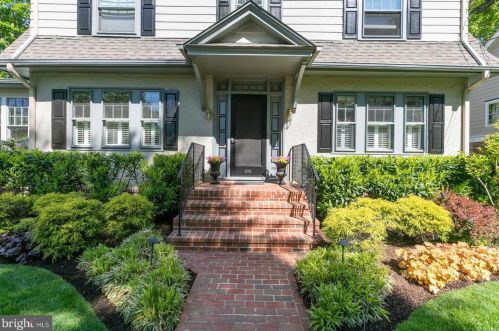 307 Mount Vernon Ave, Tavistock, NJ 08033-2523