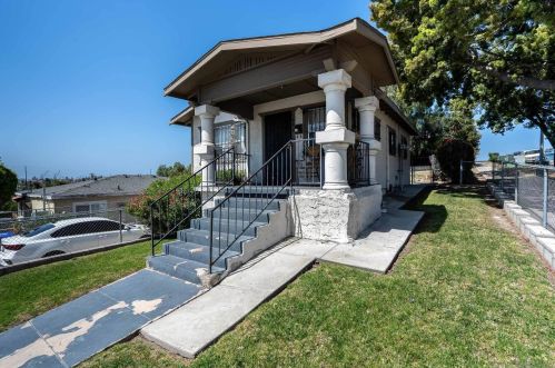 446 30th St, San Diego, CA 92102-4124