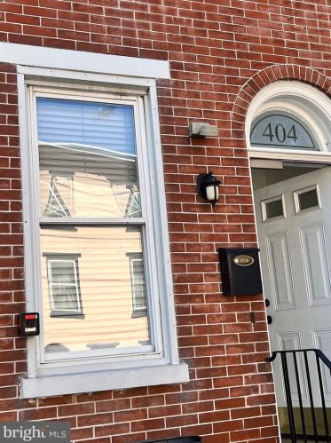 404 Jefferson St, Wilmington, DE 19801-2126