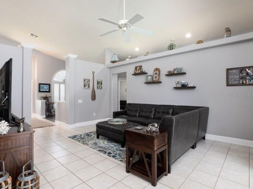 48 Valleywood Dr, De Bary FL  32713-3280 exterior