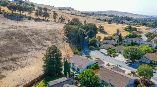 1091 Zamora Ct, Milpitas, CA 95035-3431