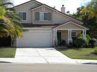 1349 Woodhaven Dr, Oceanside, CA 92056-2037