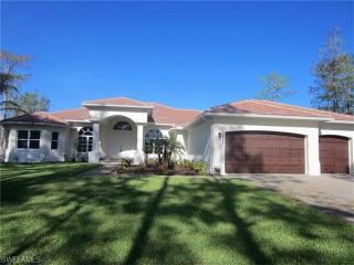 1511 27th St, Naples, FL 34117-4252