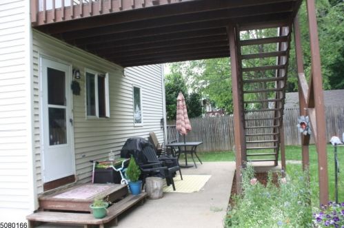 127 Newby Ave, West Paterson NJ  07424-2824 exterior