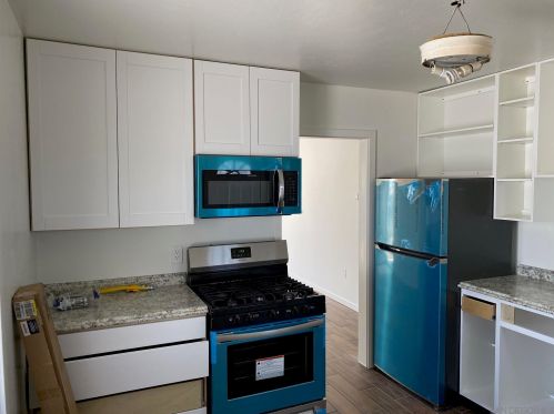 3311 Clairemont Mesa Blvd, San Diego CA 92117-2602 exterior