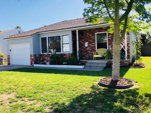 5403 Hersholt Ave, Lakewood, CA 90712-2026