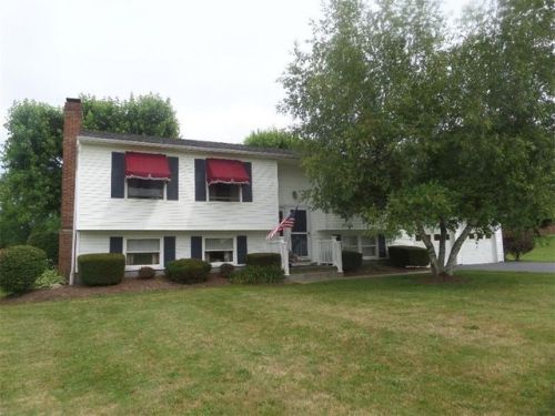 3777 Festor Dr, Hermitage, PA 16148-3732
