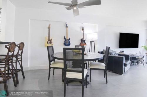 331 8th St, Boca Raton, FL 33432-5745