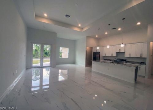 618 Washington Ave, Lehigh Acres, FL 33972-4115