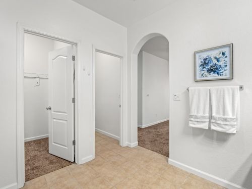 4478 Artemisa Dr, Fresno CA  93722-6450 exterior
