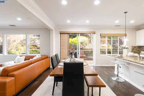 3551 Pinot Noir Ct, Pleasanton CA  94568-2556 exterior