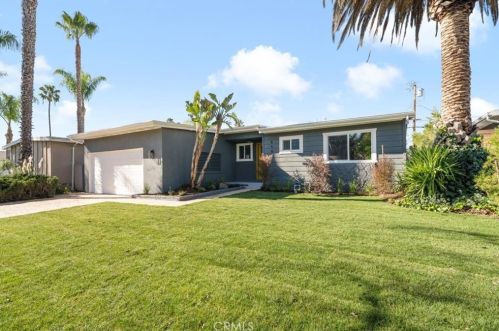 5903 Graves Ave, Van Nuys, CA 91316-1446