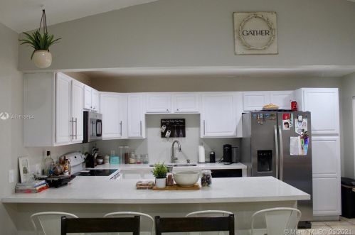 9661 15th Ct, Hollywood, FL 33024-4429