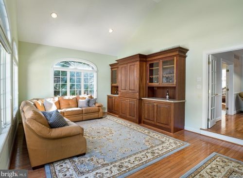 1136 Pebble Spg Dr, Berwyn PA 19312-2148 exterior