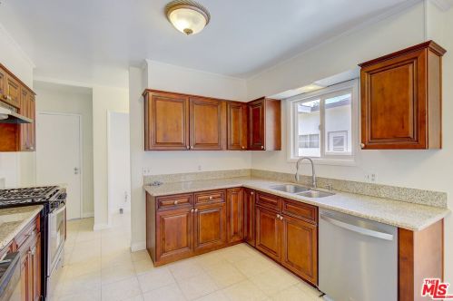 22816 Avis St, Torrance, CA 90505-2643