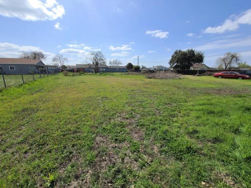 2406 I St, Rio Linda CA  95673-4618 exterior