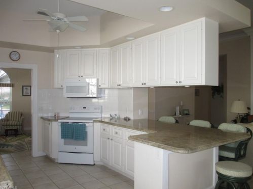 4345 Montalvo Ct, Naples, FL 34109-1374