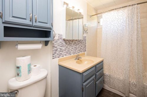 428 Homestead Rd, Wilmington DE  19805-4640 exterior