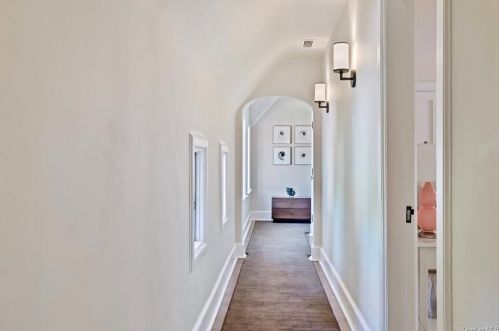 177 Soundview Ave, White Plains NY  10606-3825 exterior