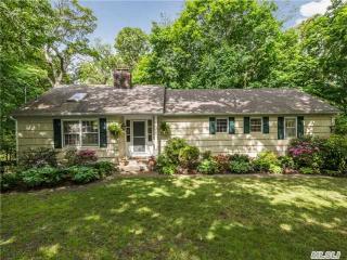 108 Quaker Path, Stonybrook, NY 11790-1338
