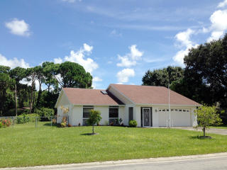 1840 Briar Creek Pl, Sarasota, FL 34235-9135