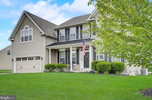 119 Fairbrook Dr, Gilbertsville, PA 19525-8670