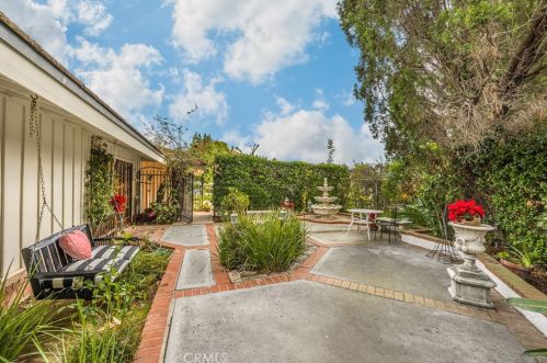 1421 Domingo Rd, Fullerton CA  92833-1926 exterior