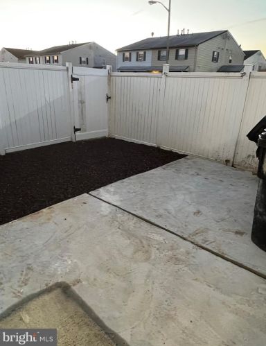 1 Locust Ct, Erial NJ  08081-1932 exterior