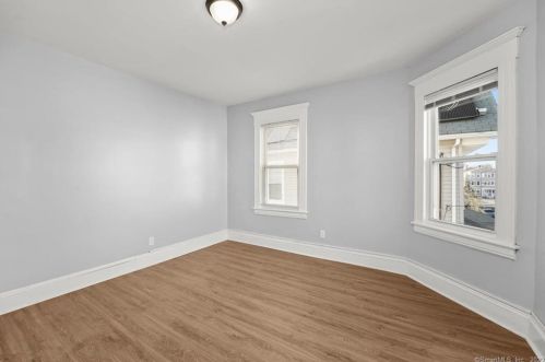 219 6th St, Bridgeport CT  06607-1046 exterior