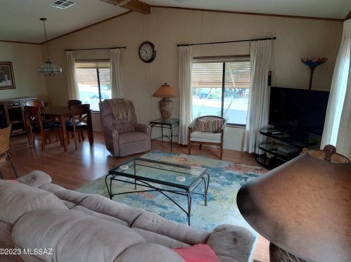 5518 Box R St, Tucson AZ  85713-6328 exterior