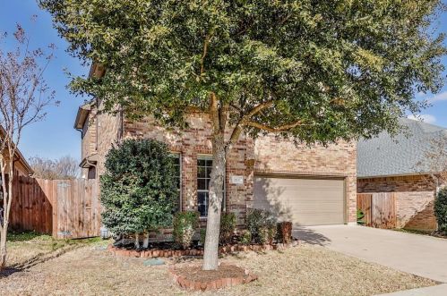 3833 Redwood Creek Ln, Fort Worth, TX 76137-7064