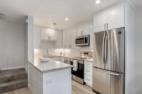 2756 Alta Vw Dr, San Diego CA  92139-3205 exterior