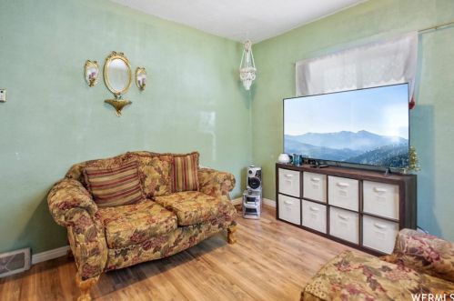 2017 Jackson Ave, Ogden, UT 84401-0612