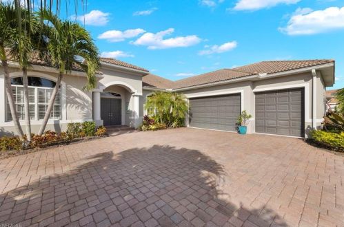 24930 Divot Dr, Bonita Springs, FL 34135-6799