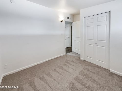939 Nebraska St, Tucson AZ  85706-2333 exterior
