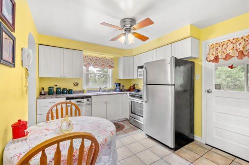 31 Steuben St, Pittsburgh, PA 15205-2707