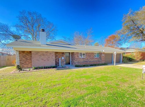 5404 Mack Rd, Fort Worth, TX 76117-2038