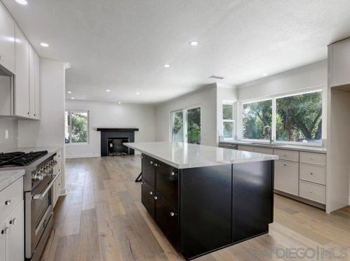 13378 Calle Colina, Poway CA exterior