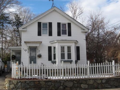 137 Main St, Coventry, RI 02816-7851
