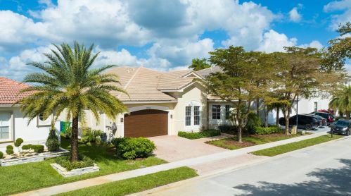 17763 47th St, Hollywood, FL 33029-5051