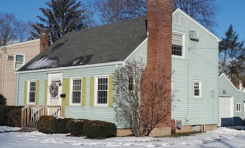 37 Avondale Rd, Manchester, CT 06042-3259