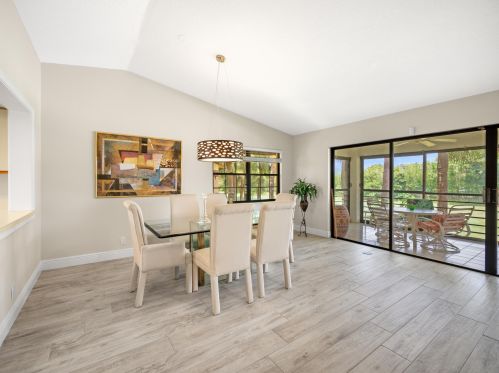 11213 Aspen Glen Dr, Boynton Beach, FL 33437-1824