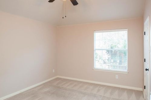 4500 Sandra Lynn Dr, Lewisville TX  75022-1004 exterior